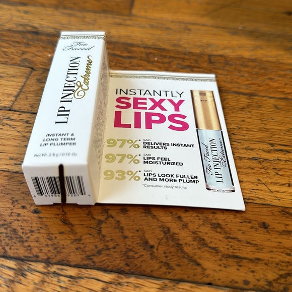 NWT Too Faced Lip Injection Extreme Lip Plumper - Picture 4 of 4
